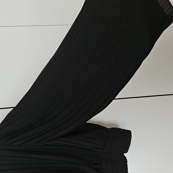 Dynamite Cropped Long-sleeve - Picture 3 of 4